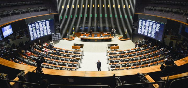 Brasília – Plenário da Câmara dos Deputados antes do inicio da discussão do relatório do Impeachment (Antônio Cruz/Agência Brasil)