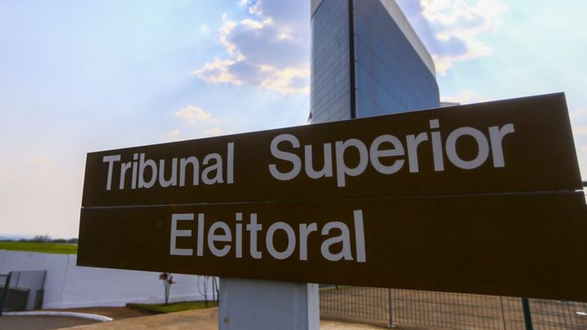 centro-de-divulgacao-das-eleicoes-comeca-funcionar-no-tse_widexl