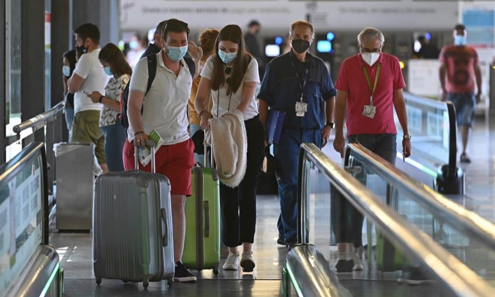 uso-de-mascaras-aviao-e-aeroporto-anvisa-brasil