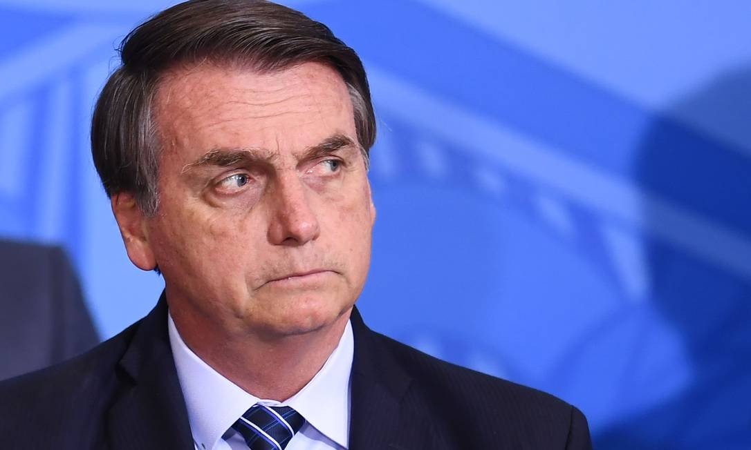 x84309433_Brazilian-President-Jair-Bolsonaro-looks-on-during-the-launching-ceremony-of-the-Front-Braz.jpg.pagespeed.ic_.VjhhhLK_Js