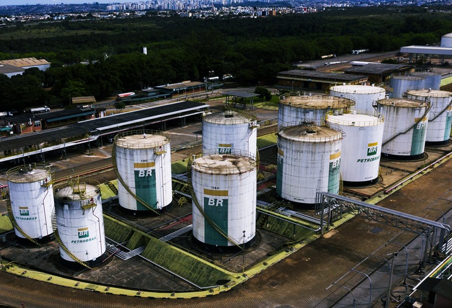 Centro de Distribuição da Petrobras no SIA, Terminal Terrestre de Brasília, onde se armazena e distribui produtos da companhia para os postos de combustíveis do Distrito Federal.