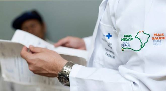 3008-MaisMedicosparaoBrasil