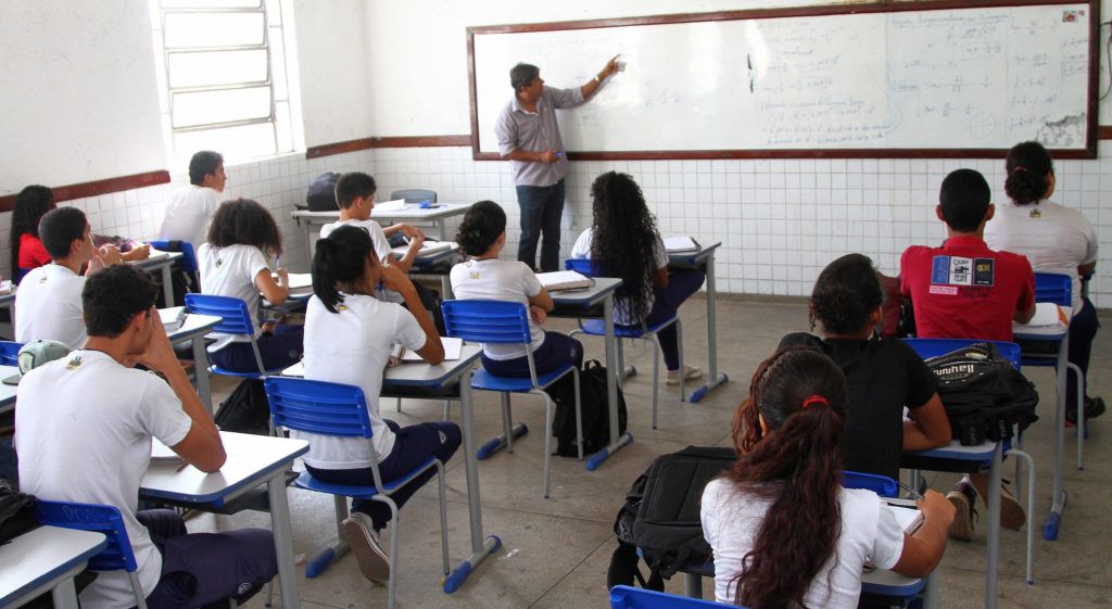 Foto-Professores-Sala024x561