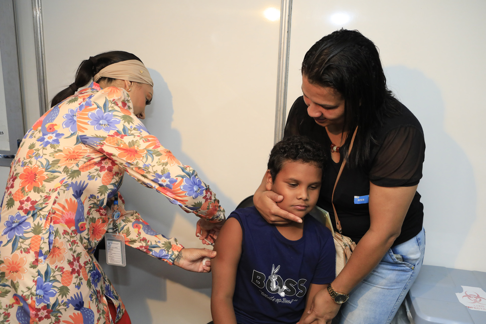 18.4.-Vacinacao-contra-dengue.-Foto-Jhonatan-Cantarelle-Agencia-Saude