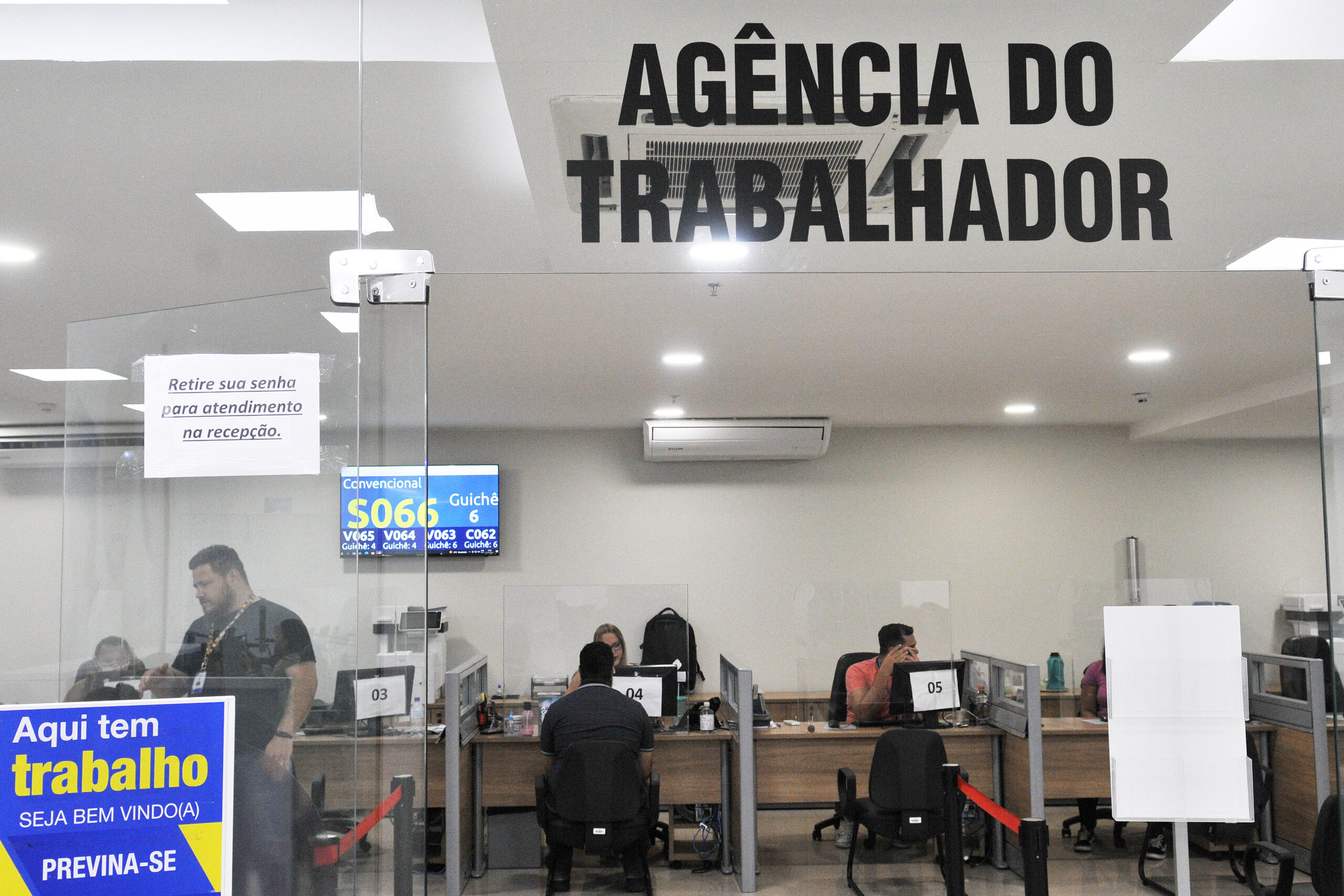 Agencia-do-trabalhador-511-sul.-Fotos-Joel-Rodrigues_4-scaled