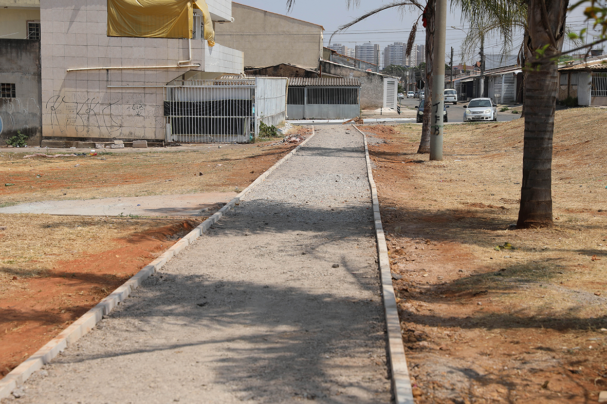 Dentro-1-12