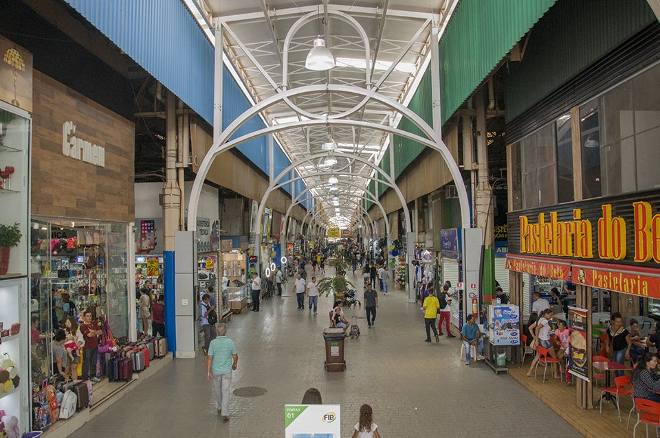 Feira-dos-Importados-Recebe-Centro-de-Atendimento-ao-Turista-Movel