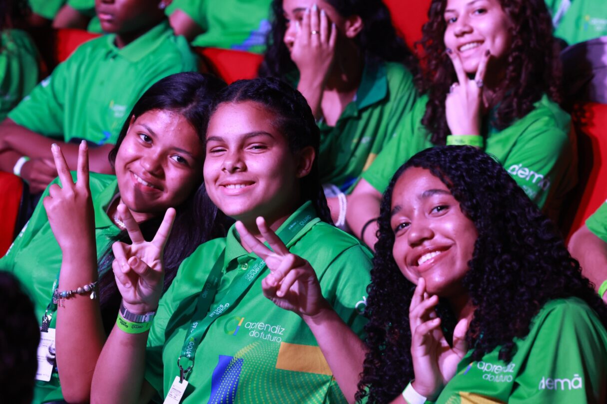 CAIADO_AMPLIACAO_DO_APRENDIZ_DO_FUTURO2-1215x810