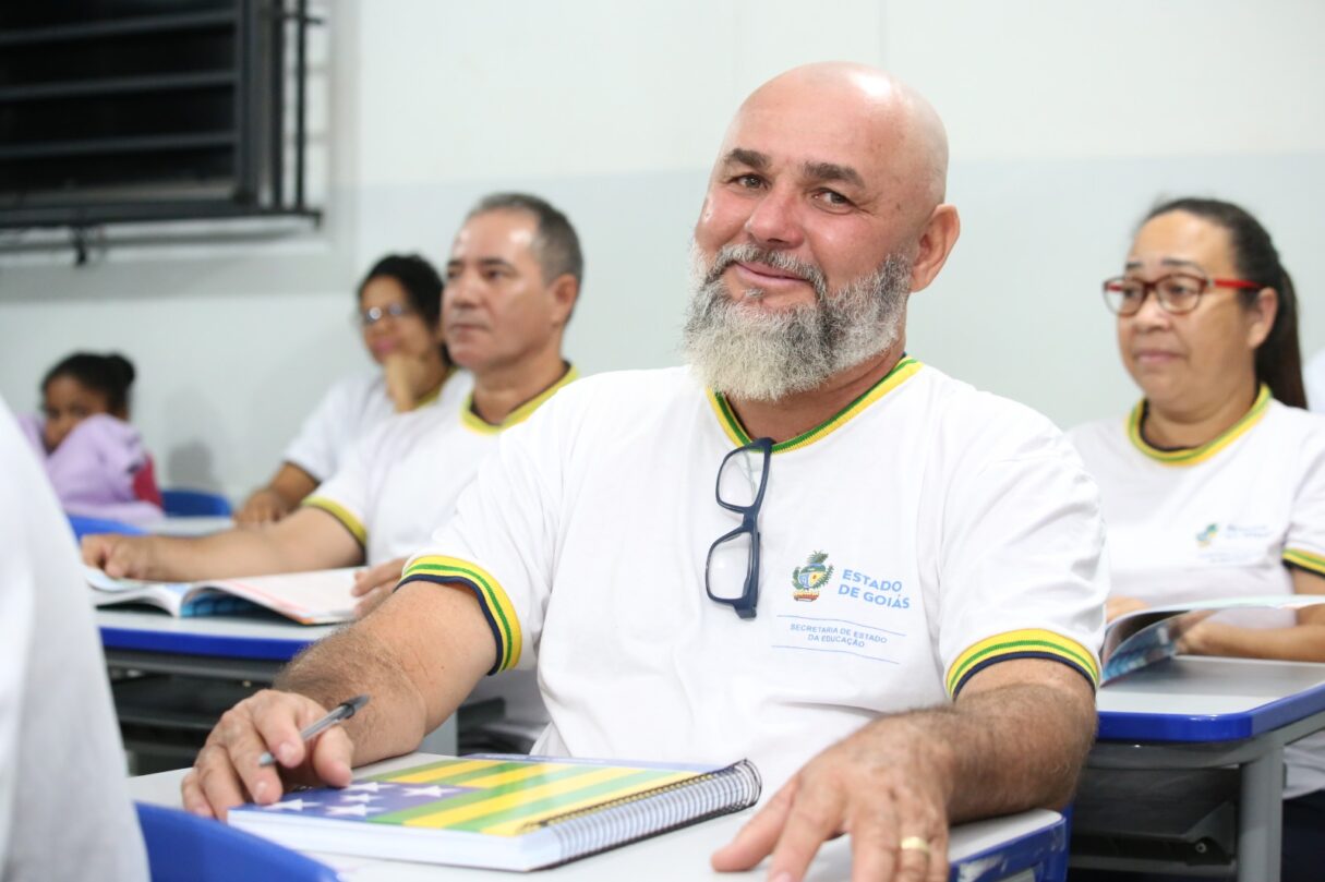 Programa-Brasil-Alfabetizado_Seduc-1215x809