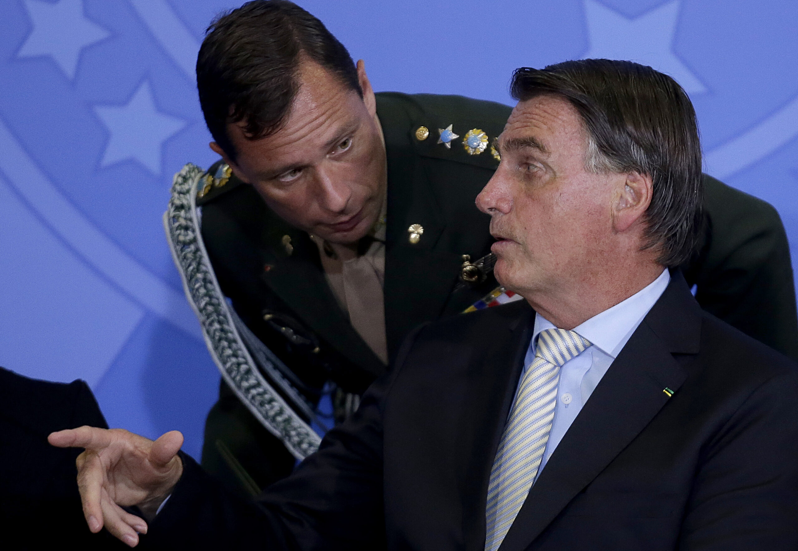 POSSE REPASSE BSB DF 24 02 2021 NACIONAL/ECONOMIA JAIR BOLSONARO/POSSE NOVOS MINISTROS  O tenente coronel do Exercito, Mauro Cesar Barbosa Cid, ajudante de ordens do presidente Jair Bolsonaro durante cerimonia de posse do novo da Cidadania, Joao Roma e Onyx Lorenzoni, Secretaria Geral da PR, no salao Nobre. FOTO:DIDA SAMPAIO/ESTADAO